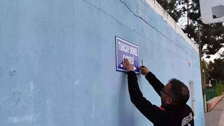 Gülistan Doku soruşturmasında tutuklanan Tuncay Sonel’in adı tabeladan söküldü