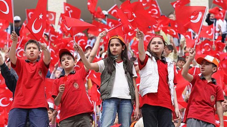 Siyasilerden peş peşe 23 Nisan mesajları