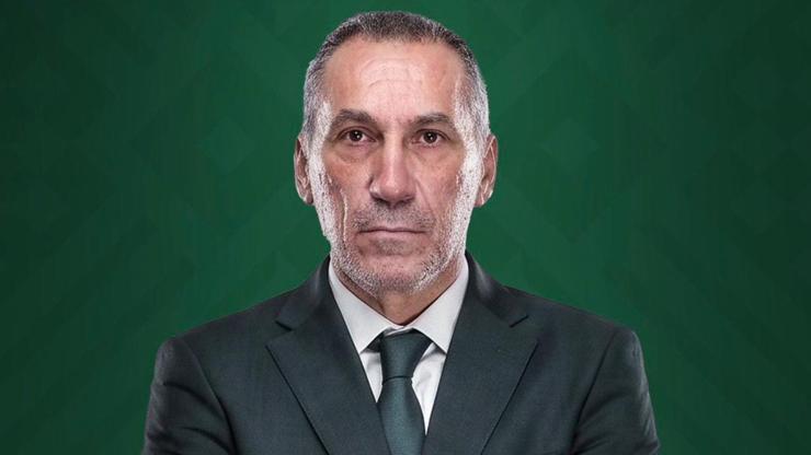 Suudi Arabistan Milli Takımı, Yunan teknik direktöre emanet