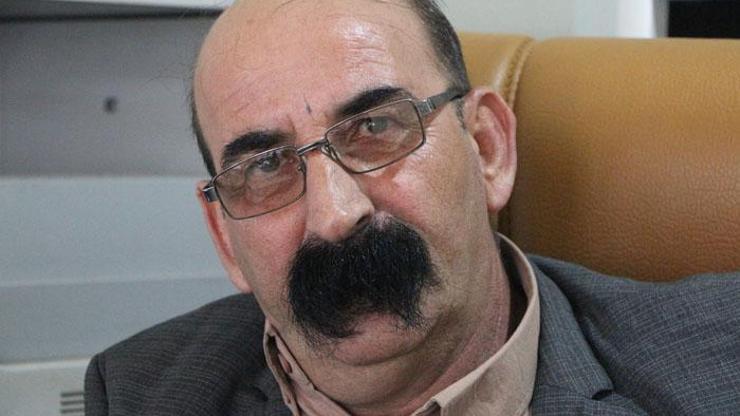 Bıyıklarıyla gündem olan ilçe başkanı: Yakıştığı için uzattım