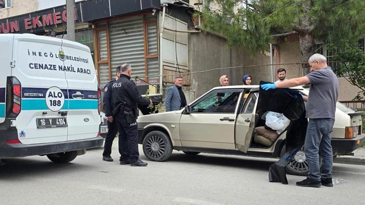 Otomobilde uyuduğu zannedilmişti: Ölü bulundu