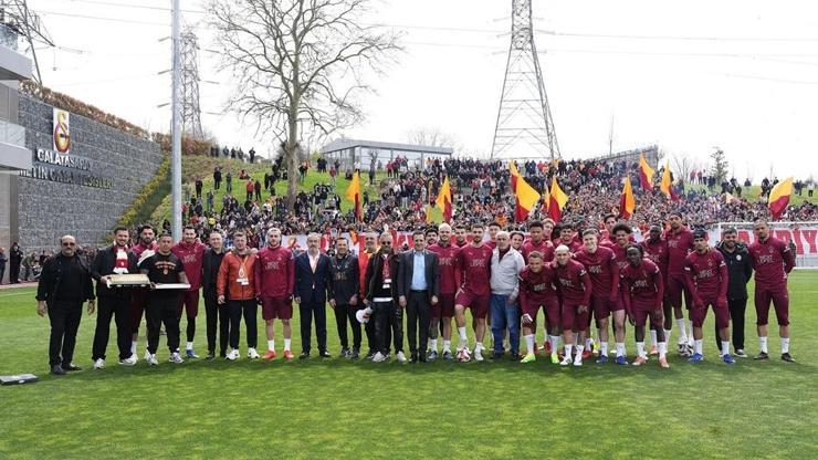 Galatasaray'dan, taraftarlara açık antrenman kararı