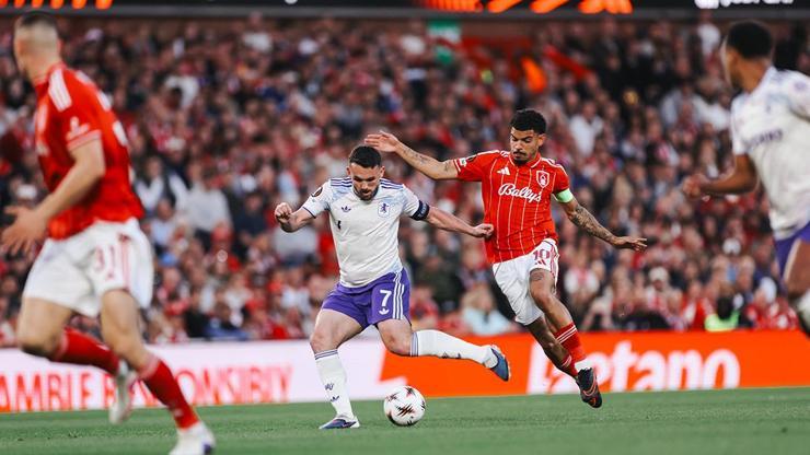 Nottingham Forest, Aston Villa’dan avantajı kaptı