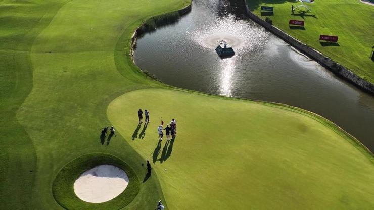 Golfün yıldızları Antalyada sahada