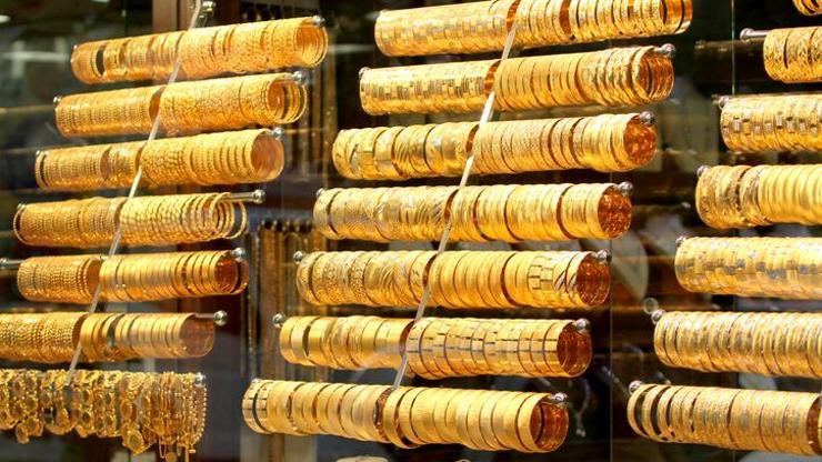 3 MAYIS PAZAR CANLI ALTIN FİYATLARI: Bugün Gram, Çeyrek, Cumhuriyet Ne Kadar? Kapalıçarşı Altın Fiyatları Ne Durumda? İşte 3 Mayıs 2026 Canlı Altın Alış Satış Fiyatları...