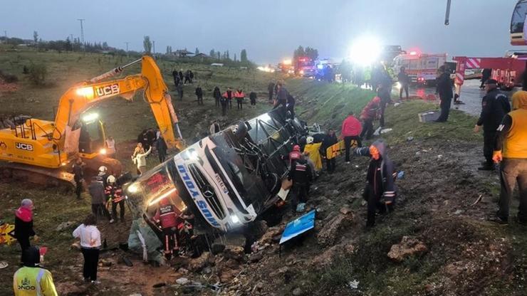  4 ölü, 15 yaralı
