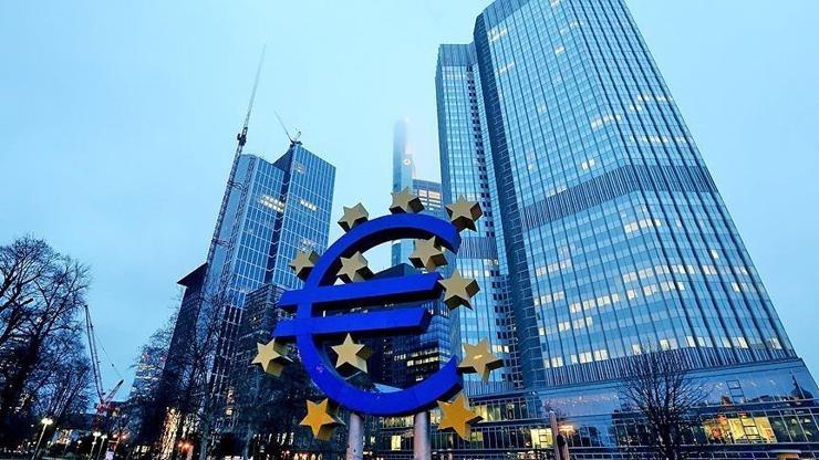 Euro bölgesi imalat PMI nisanda 52,2’ye yükseldi