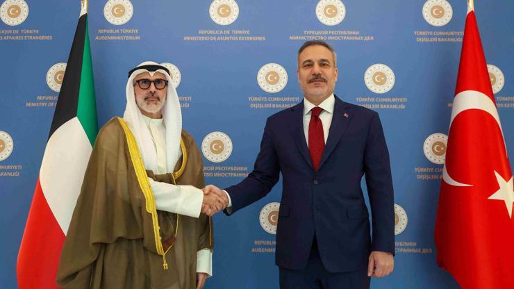 Dışişleri Bakanı Hakan Fidan, Kuveytli mevkidaşı Sabah ile görüştü