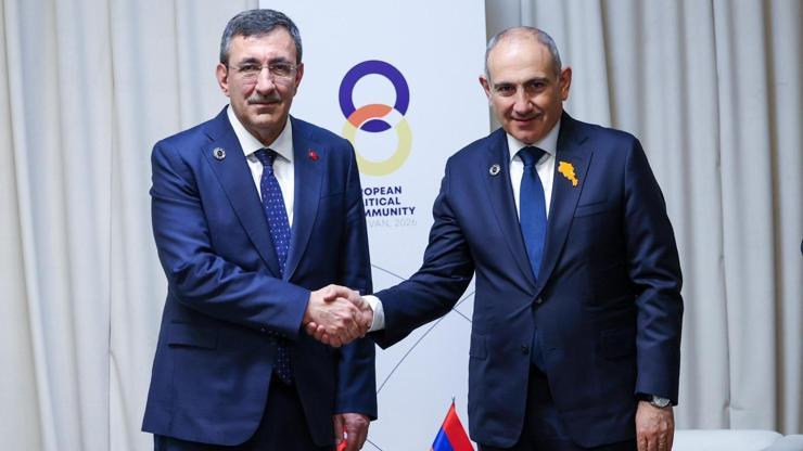 Ani Köprüsünün ortak restorasyonu için imzalar atıldı