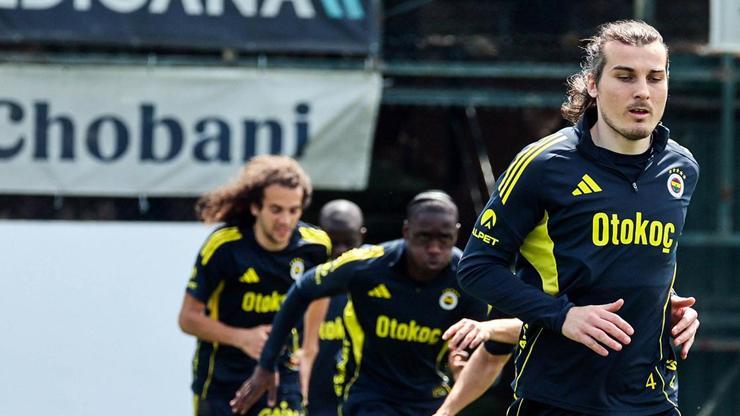 Fenerbahçe, kadroyu açıkladı! Edson Alvarez sürprizi…