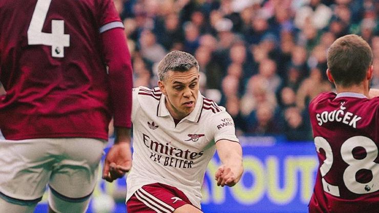 Arsenal’den şampiyonluğa dev adım! West Ham… Arsenal’den şampiyonluğa dev adım! West Ham…