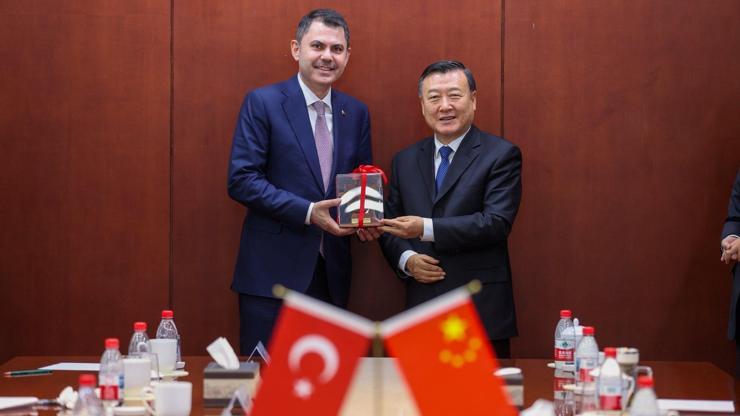 Bakan Murat Kurumdan Çin temasları