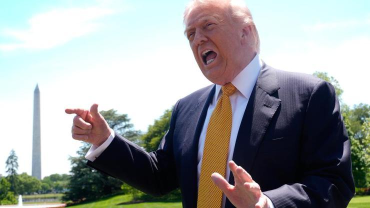 Soruya sinirlenen Trumptan muhabire hakaret: Seni aptal insan