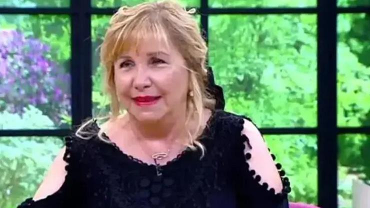 Kanser Tedavisi Gören Gül Onattan Hastane Odasından Yeni Paylaşım