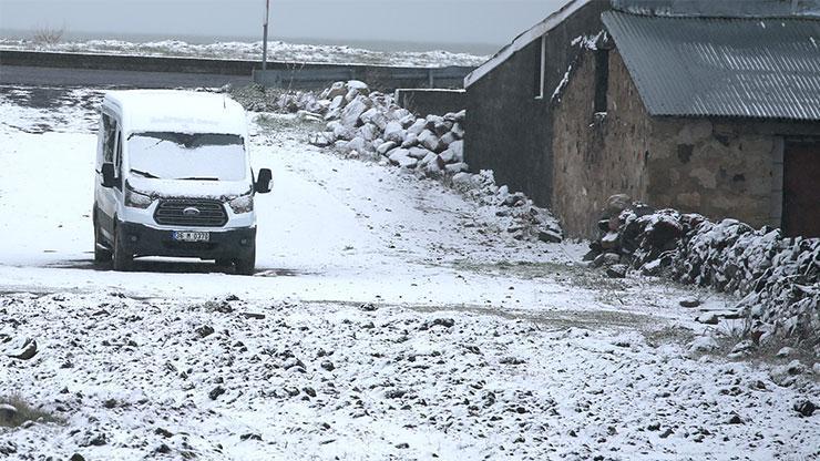 Kars'ta kar yağışı etkili oldu