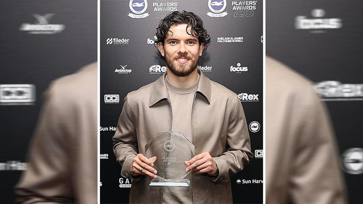 Milli futbolcu Ferdi Kadıoğlu, Brighton'ın en iyisi seçildi Milli futbolcu Ferdi Kadıoğlu, Brighton'ın en iyisi seçildi