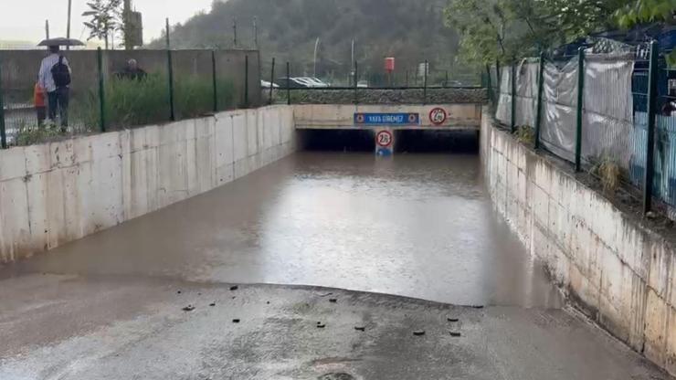 Kırıkkale'de sağanak; altgeçit ve caddeler suyla doldu