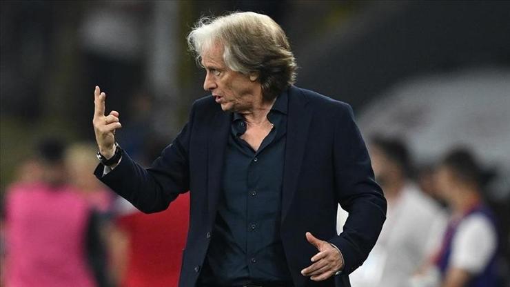 Jorge Jesus'tan Fenerbahçe sinyali: Yarım kalmış hikaye Jorge Jesus'tan Fenerbahçe sinyali: Yarım kalmış hikaye