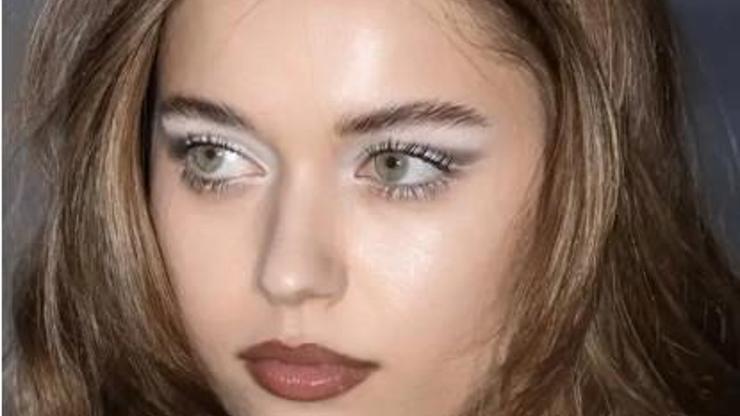 Afra Saraçoğlu’nun Makyajsız Pozu Sanal Medyayı Büyüledi