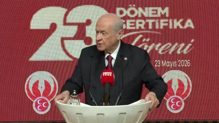 Tarihin doğru yerinde duruyoruz Tarihin doğru yerinde duruyoruz