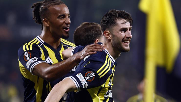 İsmail Yüksek, Fenerbahçe’de kalıyor