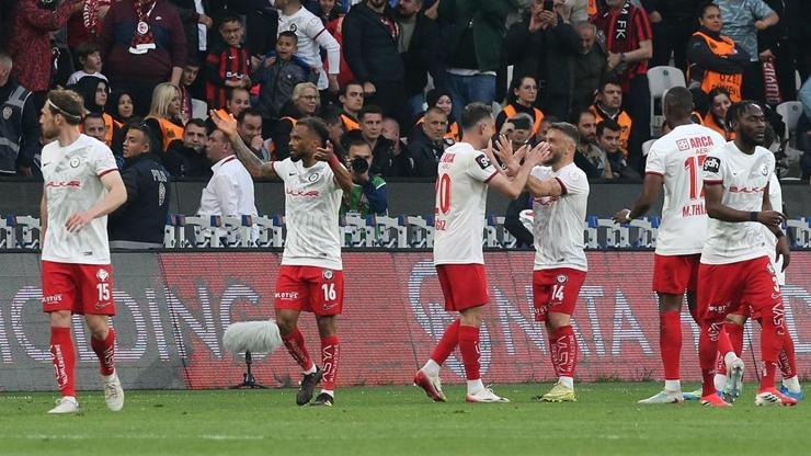 SON DAKİKA | Süper Lig’e son bilet Çorum FK’nin