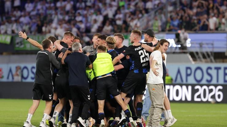 Wolfsburg, 30 yıl sonra küme düştü! Paderborn, Bundesliga'da... Wolfsburg, 30 yıl sonra küme düştü! Paderborn, Bundesliga'da...