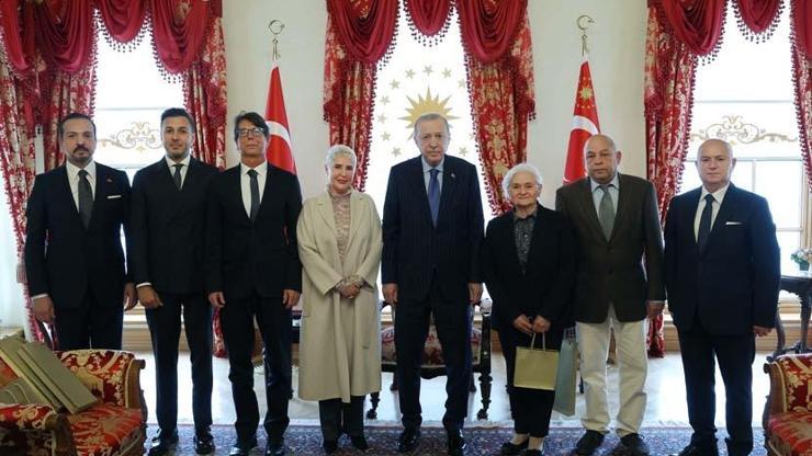 Cumhurbaşkanı Erdoğan, Adnan Menderes'in ailesini kabul etti