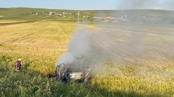 Kiliste otomobil devrildi: 4ü çocuk 7 yaralı