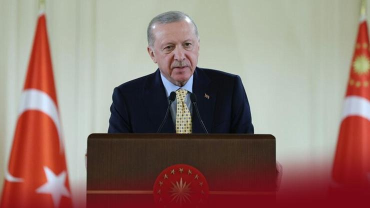 Cumhurbaşkanı Erdoğan, Türk hacılarla bayramlaştı