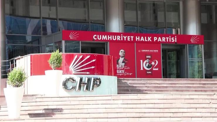 ÖZELCİLER HEMEN KURULTAY İÇİN BASTIRMASIN ÖNLEMİ | Pazartesi CHP PM toplanmıyor