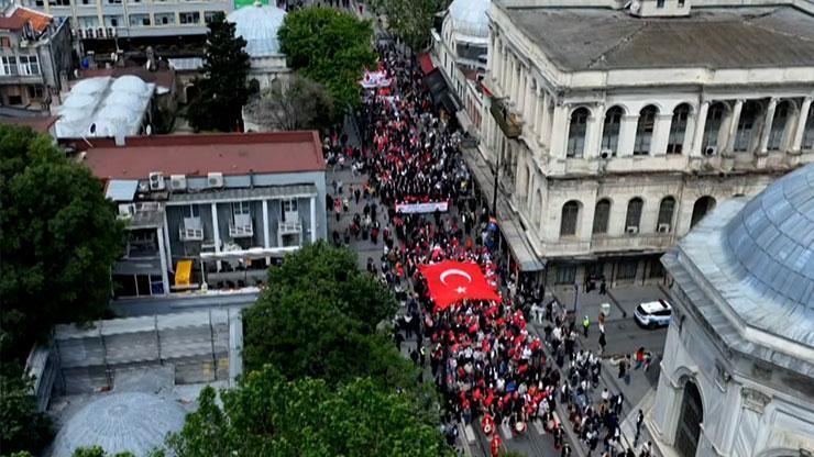 İstanbul'un fethinin 573. yıl dönümü kutlanıyor İstanbul'un fethinin 573. yıl dönümü kutlanıyor