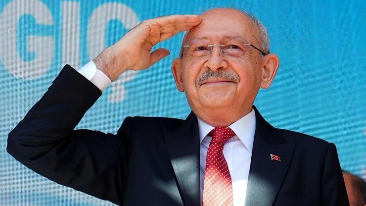 Kılıçdaroğlu 2,5 yıl sonra CHPdeydi