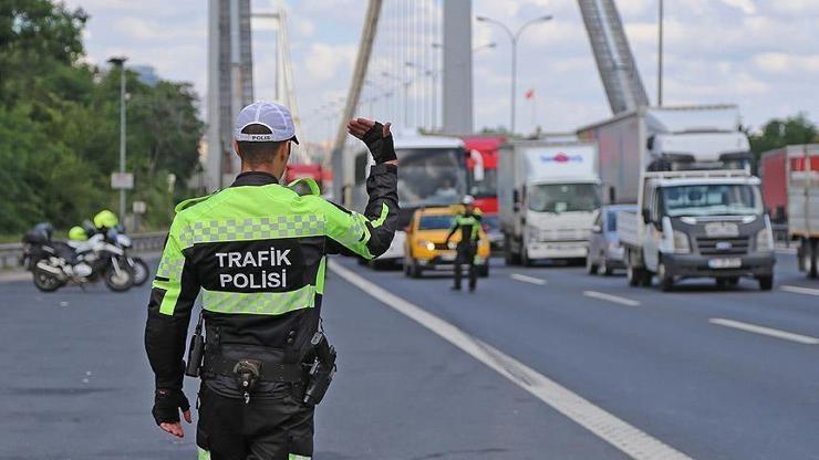SON DAKİKA... İstanbul'da bazı yollar trafiğe kapatıldı