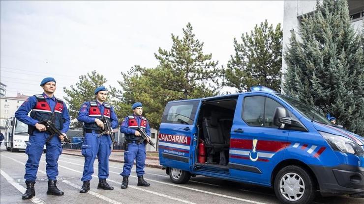 Jandarma'da 29 bin 353 personelin yeni görev yeri belli oldu Jandarma'da 29 bin 353 personelin yeni görev yeri belli oldu