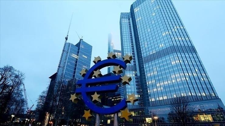 Euro Bölgesi'nde işsizlik nisanda yüzde 6,3 seviyesinde kaldı Euro Bölgesi'nde işsizlik nisanda yüzde 6,3 seviyesinde kaldı