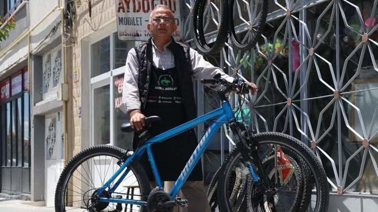 Çocukluk hevesi 32 yıllık mesleği oldu