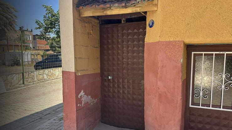 ŞOKE EDEN OLAY! Kapıya Asılan Poşetten Yeni Doğan Bebek Çıktı