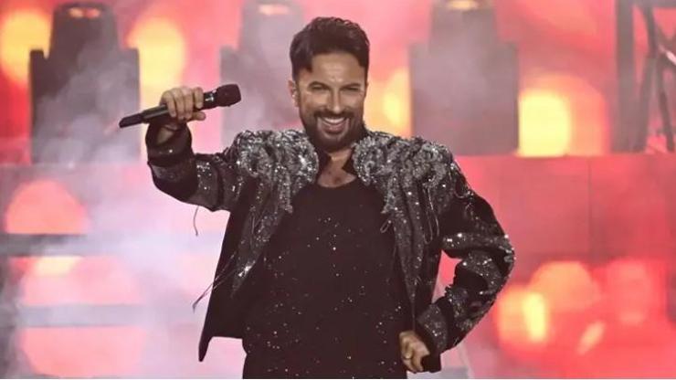 Tarkan Ankara’yı Coşturdu Konser Alanı Doldu Taştı