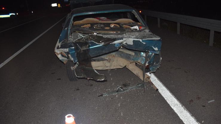 Kırıkkale’de otomobil, arıza yapan otomobile çarptı: 6 yaralı