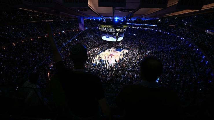 NBA'de şampiyon 53 yıl aradan sonra New York Knicks