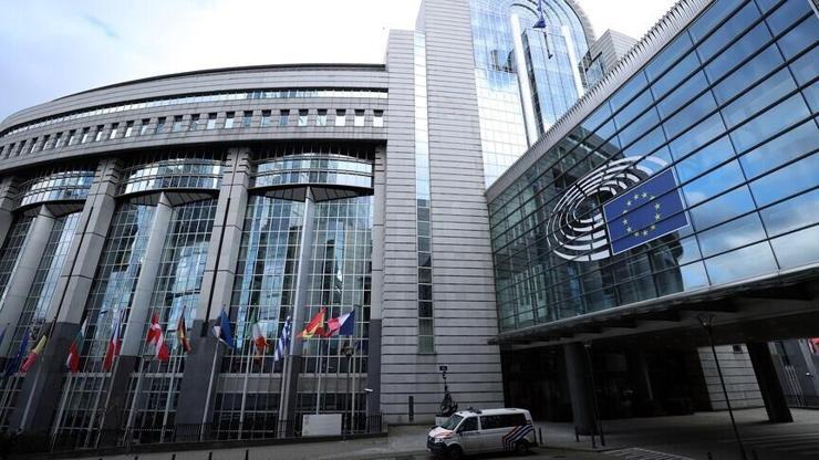 Avrupa Parlamentosu, AB-ABD Ticaret Anlaşmasının uygulanmasını onayladı Avrupa Parlamentosu, AB-ABD Ticaret Anlaşmasının uygulanmasını onayladı