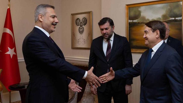 Dışişleri Bakanı Hakan Fidan, Putin'in danışmanlarını kabul etti Dışişleri Bakanı Hakan Fidan, Putin'in danışmanlarını kabul etti