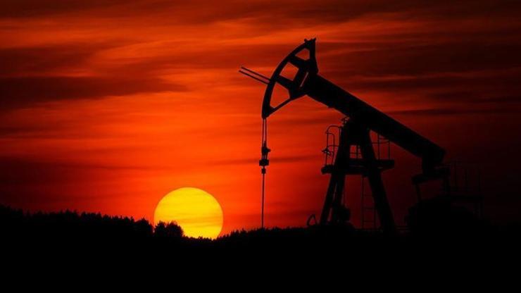 Petrol çakıldı! 4 Mart'tan bu yana en düşük seviyede Petrol çakıldı! 4 Mart'tan bu yana en düşük seviyede