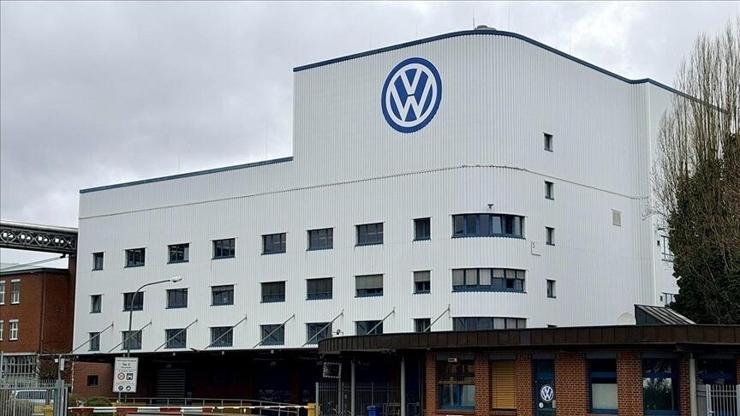 Volkswagen'dan üretimi azaltma kararı! Almanya'daki fabrikada belirsizlik büyüyor Volkswagen'dan üretimi azaltma kararı! Almanya'daki fabrikada belirsizlik büyüyor
