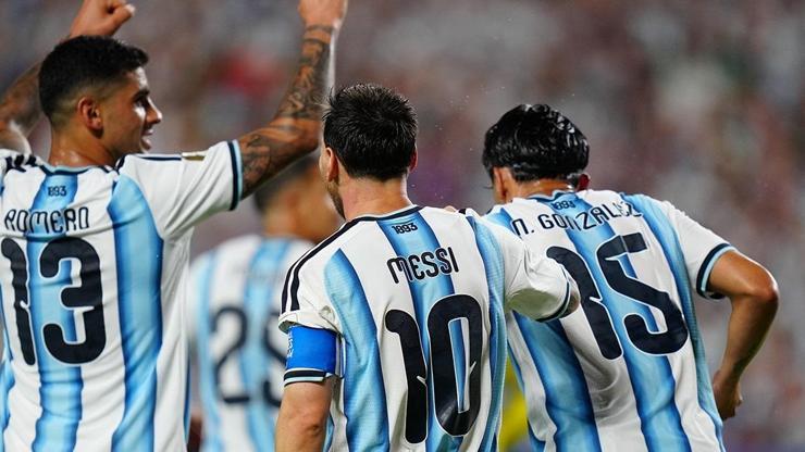Dünya Kupası’nda Lionel Messi şova, Arjantin kazanmaya devam ediyor Dünya Kupası’nda Lionel Messi şova, Arjantin kazanmaya devam ediyor