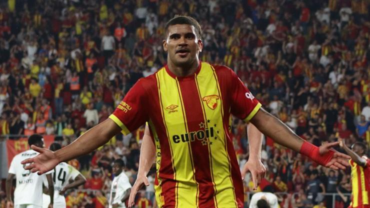 Göztepe'de Jeh, takımdan ayrılıyor! İşte yeni adresi... Göztepe'de Jeh, takımdan ayrılıyor! İşte yeni adresi...