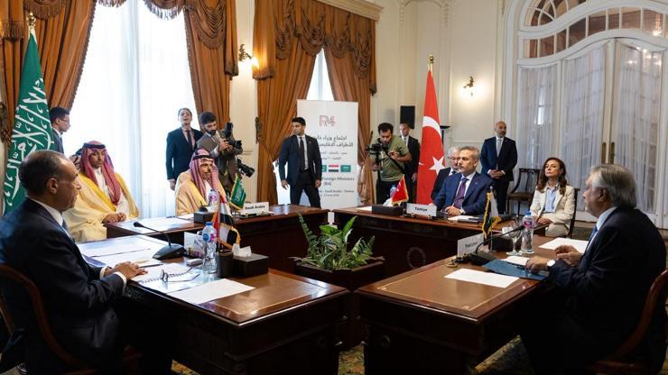 Türkiyenin hamlesi Yunanistanda yankılanıyor: Kritik temas Atinada endişe yarattı