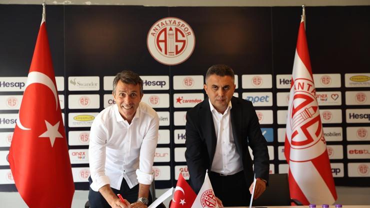 Bülent Korkmaz, Antalyaspor'a imzayı attı