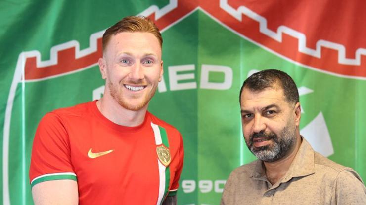 Amed Sportif Faaliyetler, İskoç stoperle imzaladı
